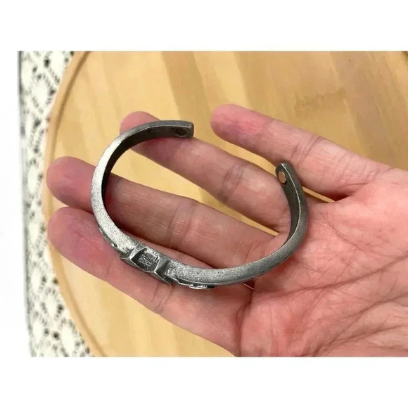 VTG Pewter Dual Hearts Cuff Bracelet Stamped SISK CB16 Unique - Picture 11 of 14